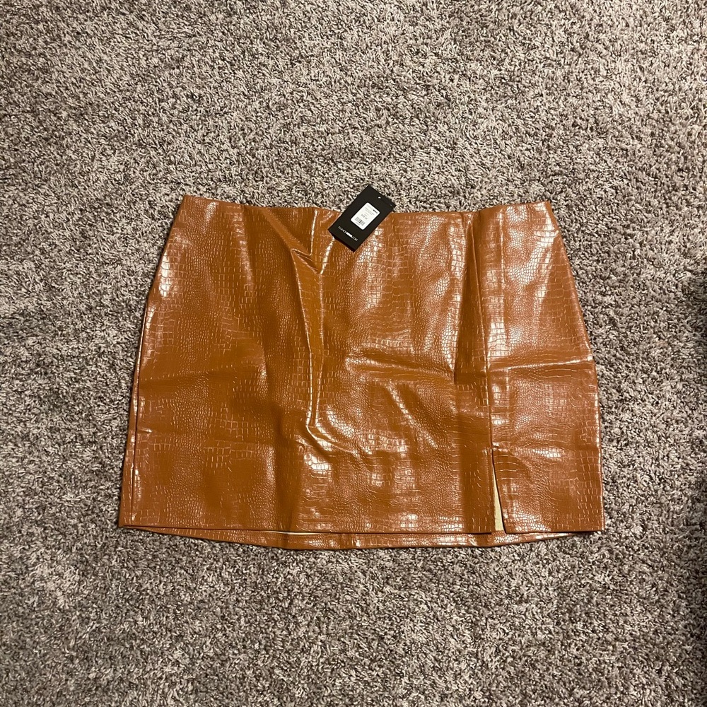 PLUS SIZE Mini skirt BRAND new